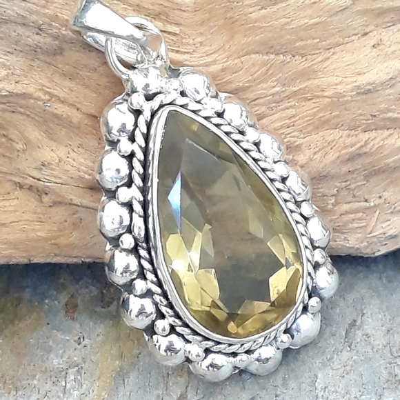 Lemon Quartz Sterling Silver Pendant - Picture 3 of 5